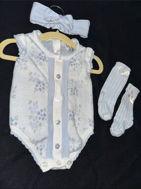 Nicole Miller Light Blue Floral Knit One-Piece with Headband and Socks 3-6m